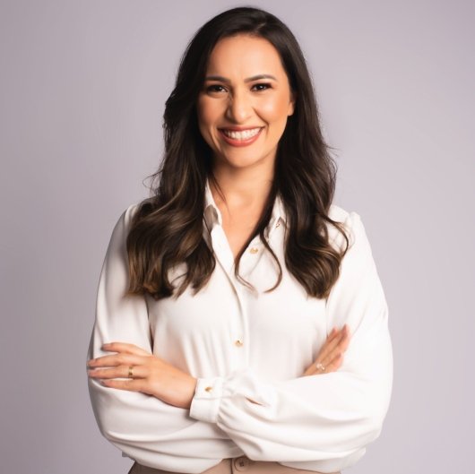 Dra. Aline da Silva Alves