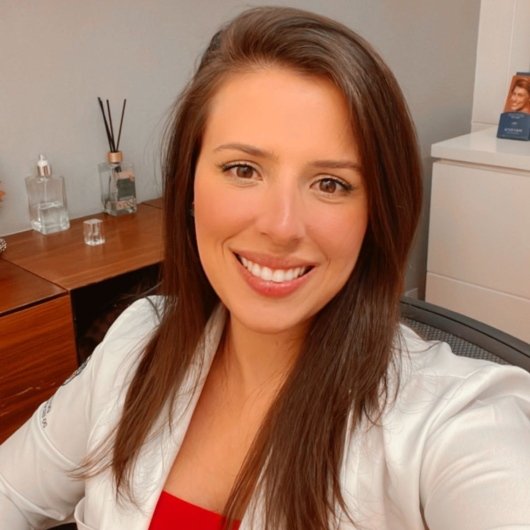 Dra. Carolina Vaz