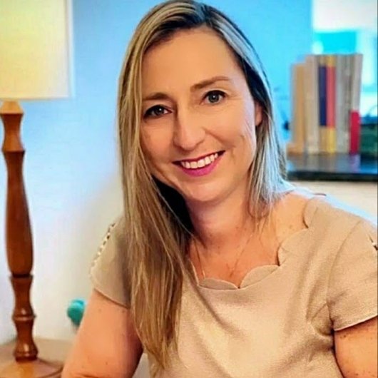 Dra. Alessandra Spuri Fachim Salvioni