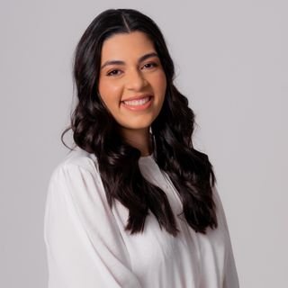 Prof. Gabrielle Nunes Pereira