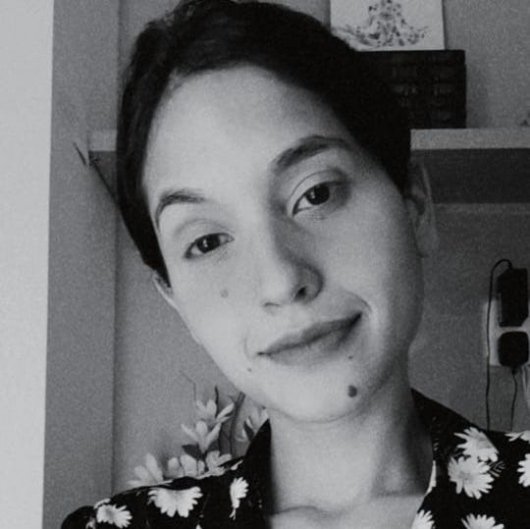 Dra. Esther Lira