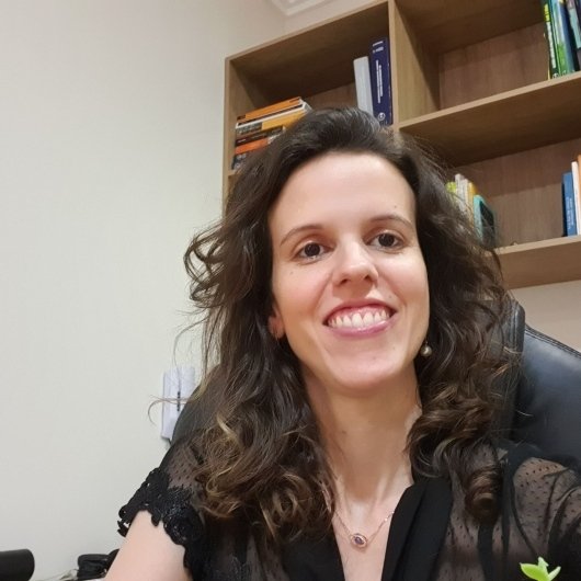 Dra. Priscila Assis