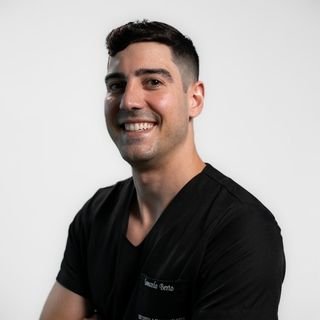 Dr. Leonardo Berto