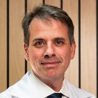 Dr. Ari Adamy