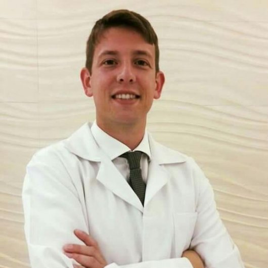 Dr. Gustavo Júlio Dreher