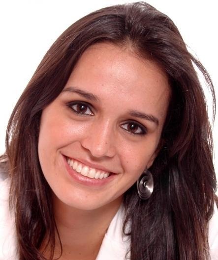 Dra. Fernanda Coelho Fiori