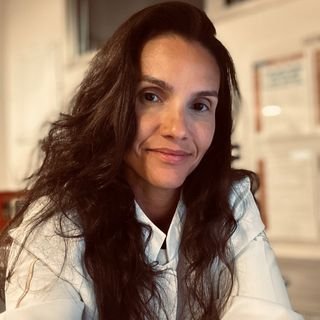 Dra. Munique Botelho de Carvalho