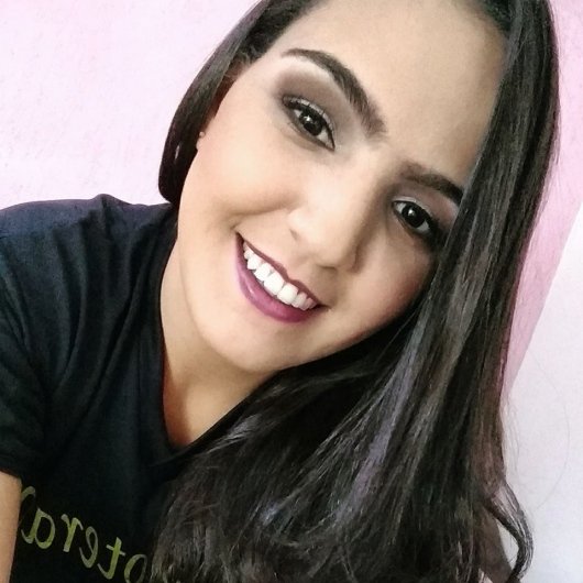 Dra. Lais Souza