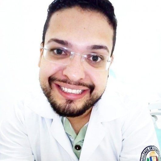 Dr. Ericlene Farias de Oliveira
