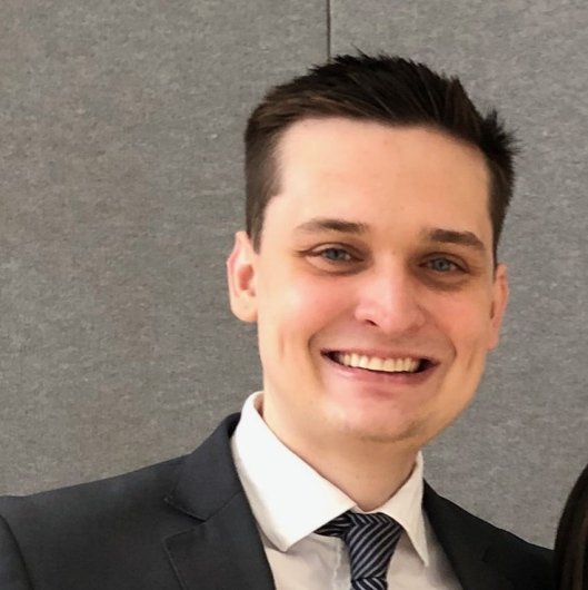 Dr. Lucas Immich Gonçalves