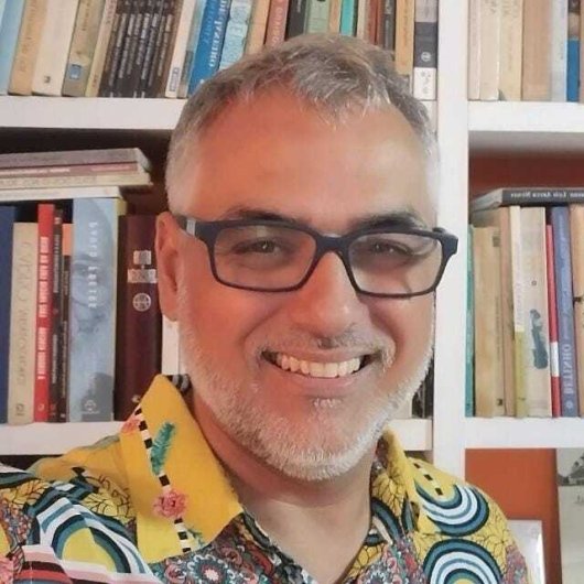 Dr. Raphael Loureiro