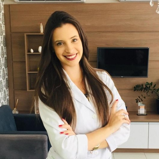 Dra. Bruna Vicentini