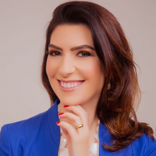 Marilia Domingues Barbosa Balbino Schlischting