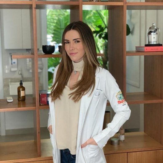 Dra. Gizelle Freitas