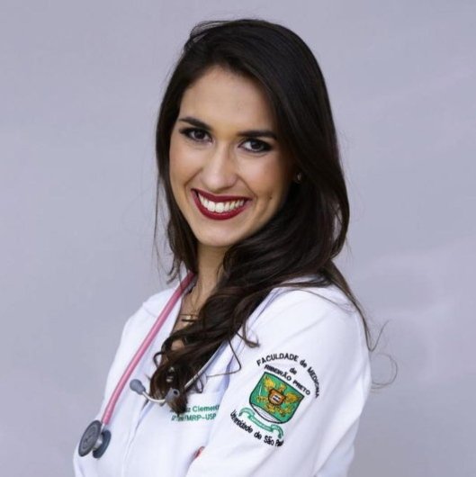 Dra. Lais Queluz Clementino