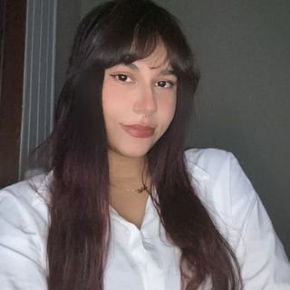 Dr. Julia Viana