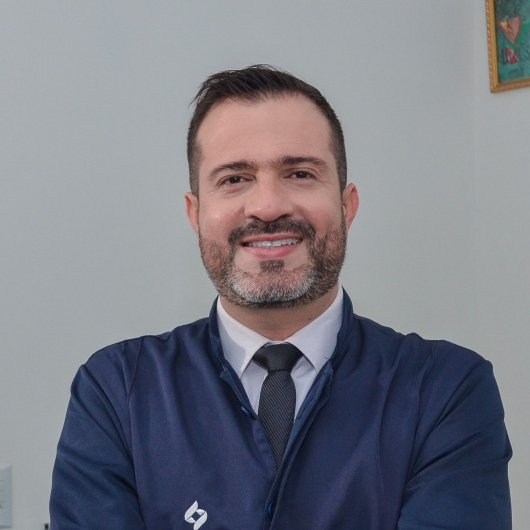 Dr. Jeander Gustavo Duarte Silva