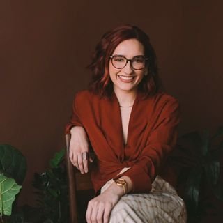 Dra. Gabriela Barbosa Carneiro e Silva
