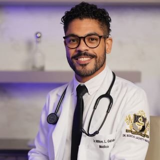 Dr. Wilton Lopes Galvão