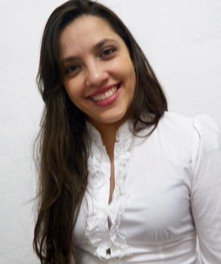 Dra. Midiam Elaine Rodrigues