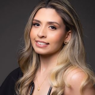 Dra. Fernanda Vale