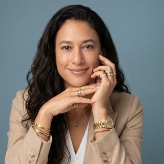 Dra. Andrea Jacusiel Miranda
