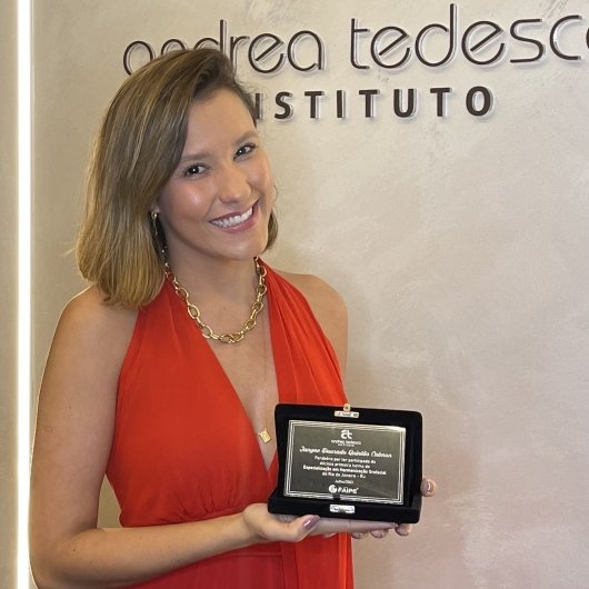 Dra. Janyne Dourado Quintão