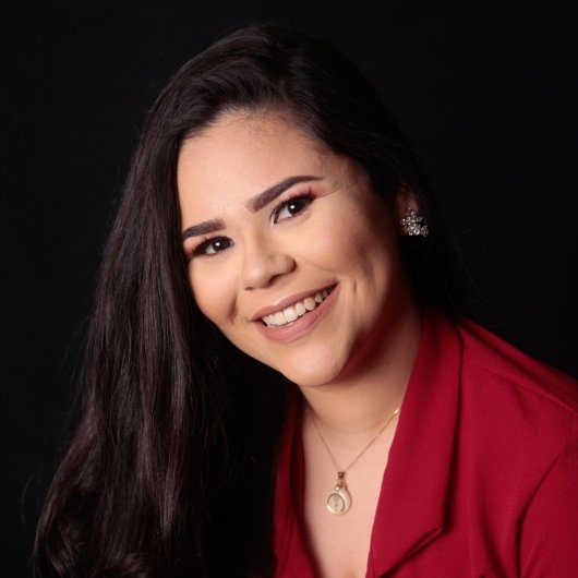 Dra. Mayara Martins