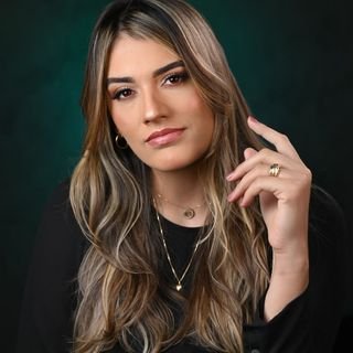Dra. Thais Isbert Penedo