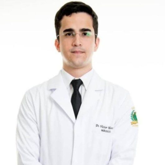 Dr. Victor Menezes