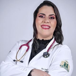 Dra. Camilla Leite Fernandes de Andrade