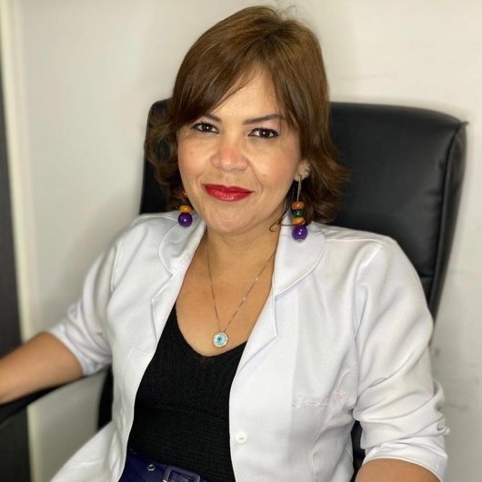 Prof. Simone Medeiros
