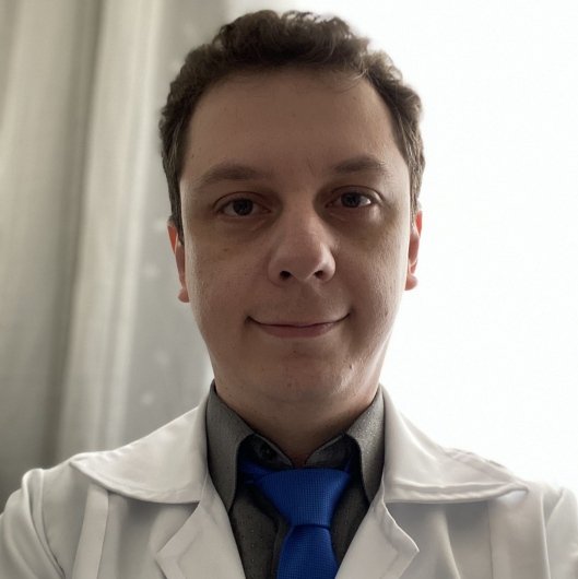 Dr. Carlos Eliseu Barcelos