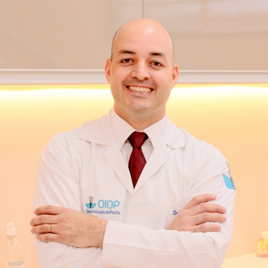 Dr. George Hessel