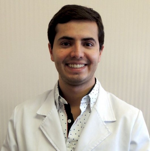 Dr. Claudio Holanda Maciel