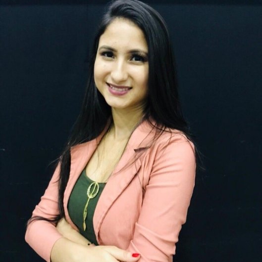 Dra. Bárbara Oliveira