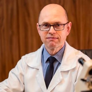 Dr. Mauro Nico