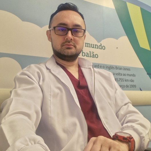 Dr. Eddie Lloyd Galviz Fuentes