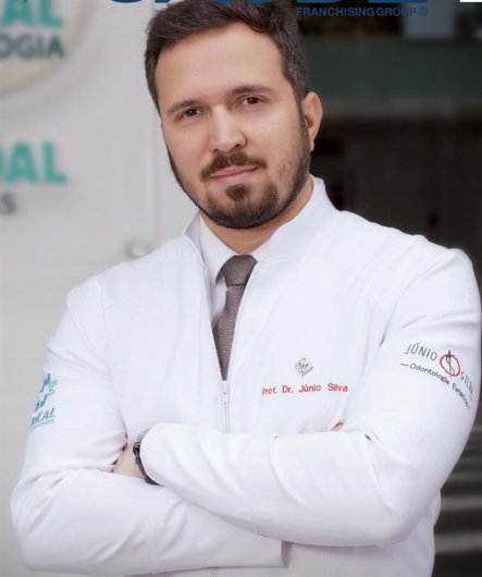 Dr. Júnio Silva