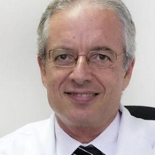 Dr. Eber Castro Correa