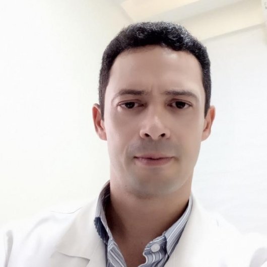 Dr. Pedro Vitor Lopes Costa