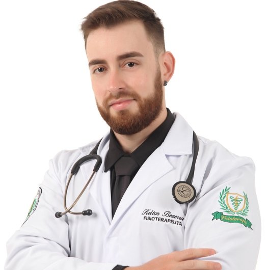 Dr. Kelton Bezerra