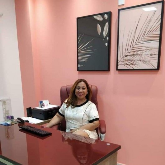 Dra. Jene Greyce Oliveira Da Cruz