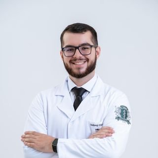 Dr. Andrey Cunha