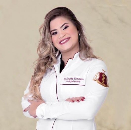 Dra. Ingrid Fernandes