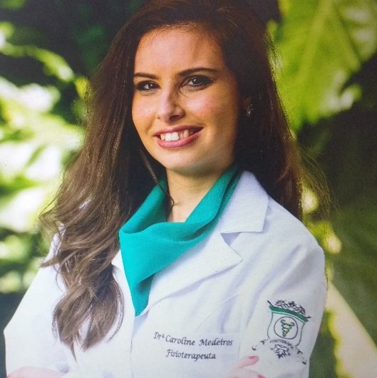 Dra. Caroline Medeiros