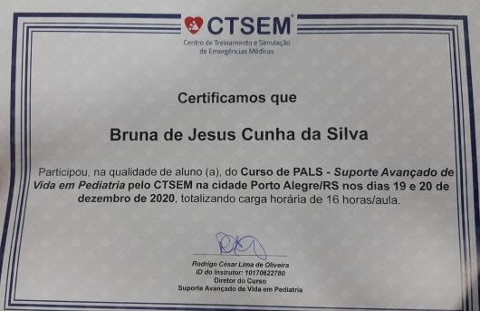 Dra. Bruna Cunha