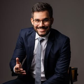 Dr. Thallys Henrique Alves