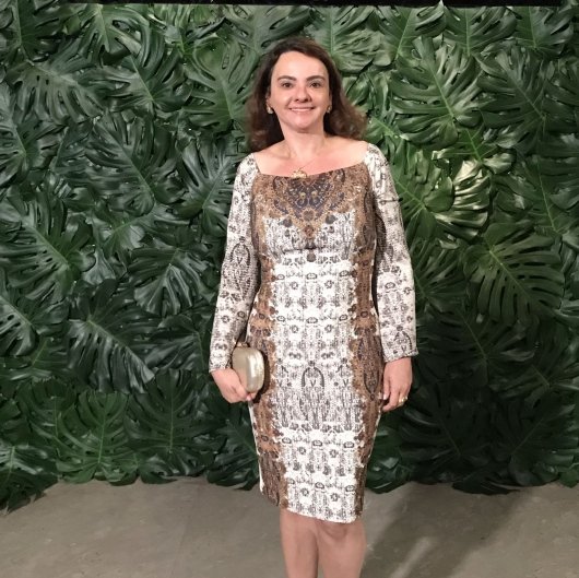 Dra. Carla Almeida