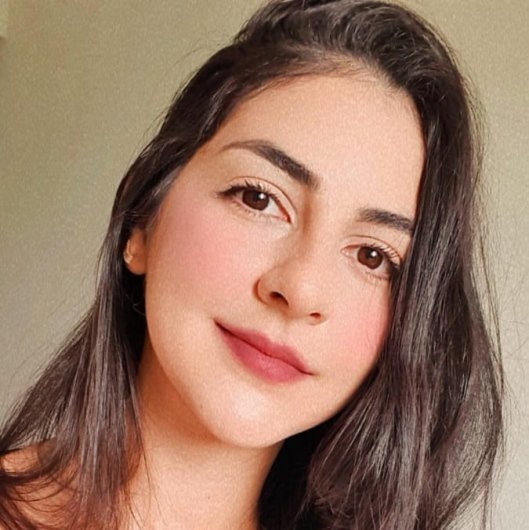 Carolinne Lira